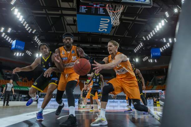 赛走势的预 赛走势的预